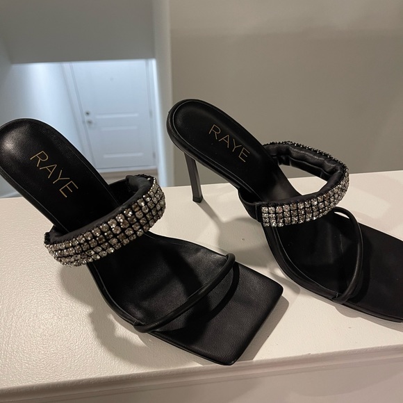 RAYE Hana Heel in Black (W7.5) - Picture 6 of 7